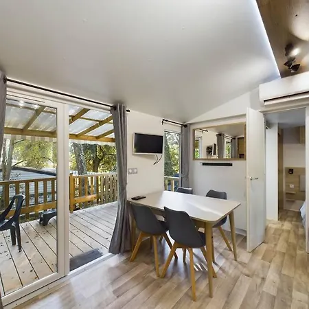 Casa vacanze Mobile-home Tout Confort Siblu La Palmyre *
